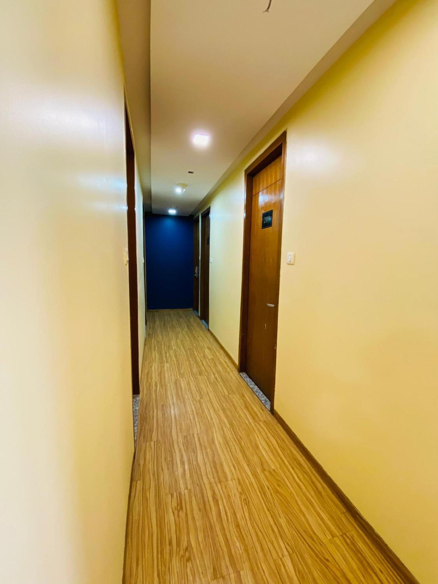 Hotel Arton Regency Near Terminal 2 Airport Mumbai Exterior foto