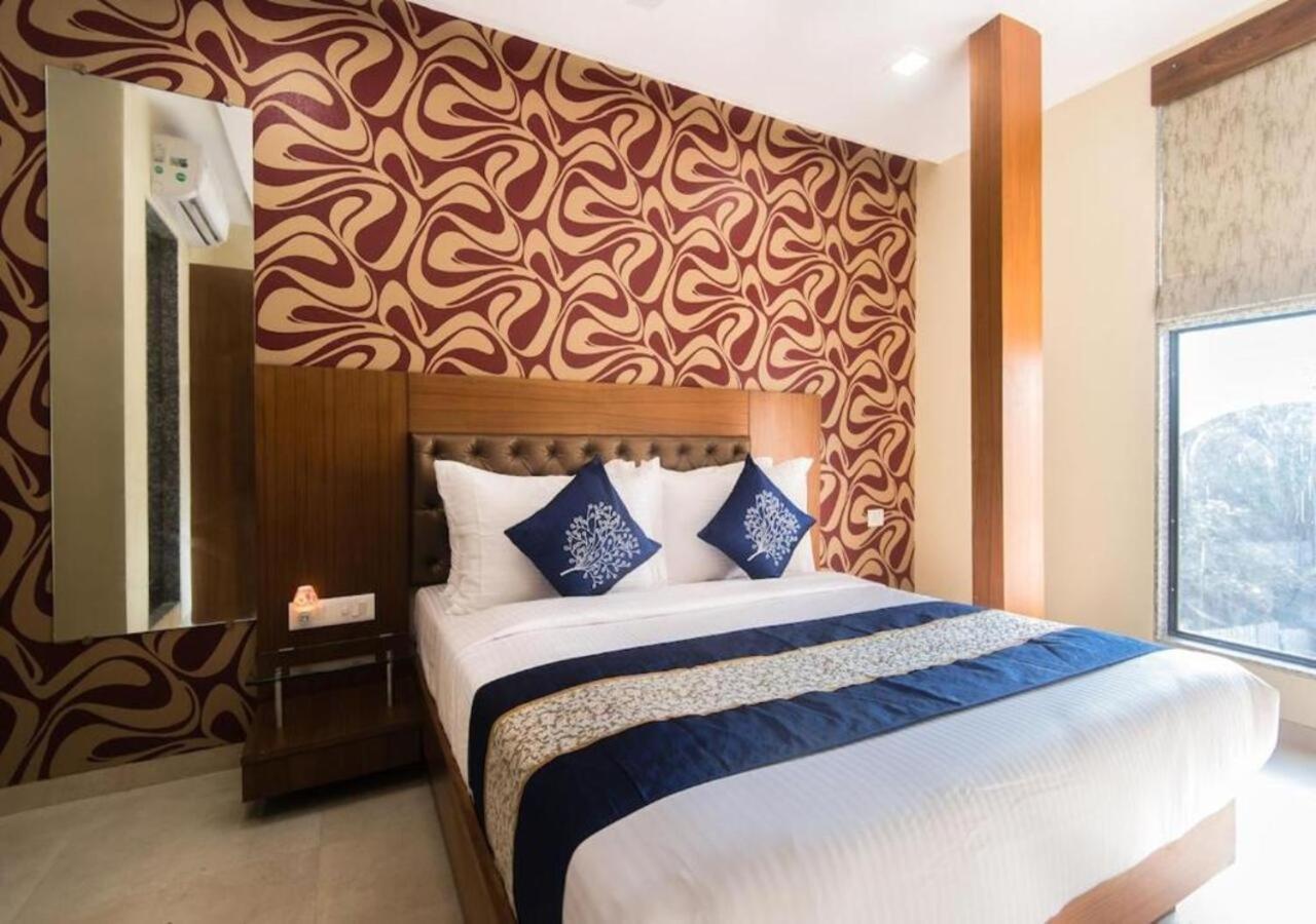 Hotel Arton Regency Near Terminal 2 Airport Mumbai Exterior foto