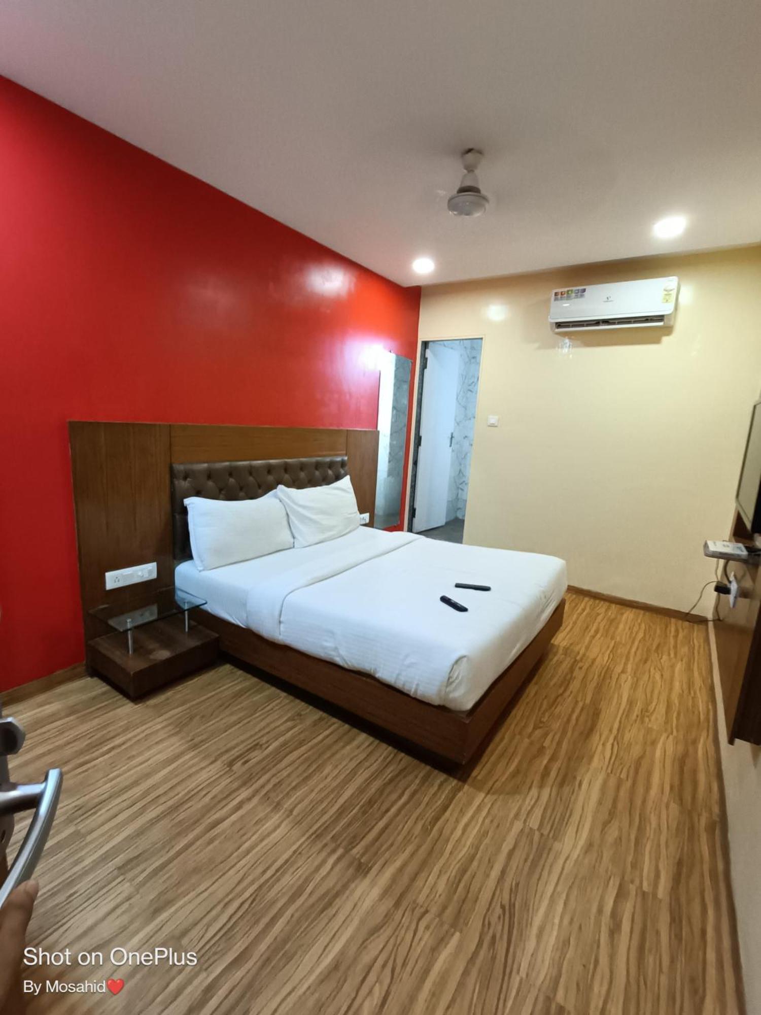 Hotel Arton Regency Near Terminal 2 Airport Mumbai Exterior foto